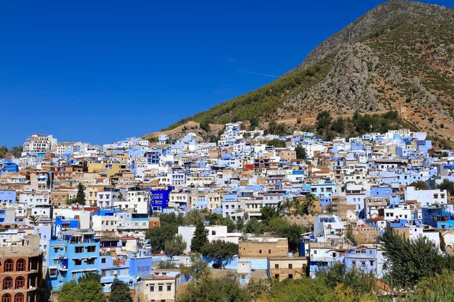 Chefchaouen tour guide - The guide’s style: storytelling, hidden spots, and smart photo help