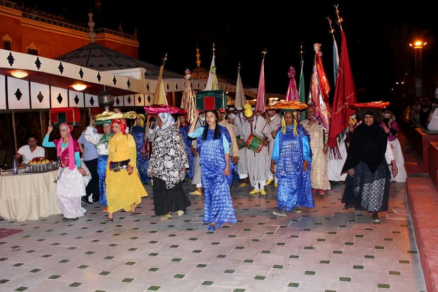 Chez Ali Dinner & Horsemen Show From Marrakech - Berber welcome and caidal tents: the stage-setting before you eat