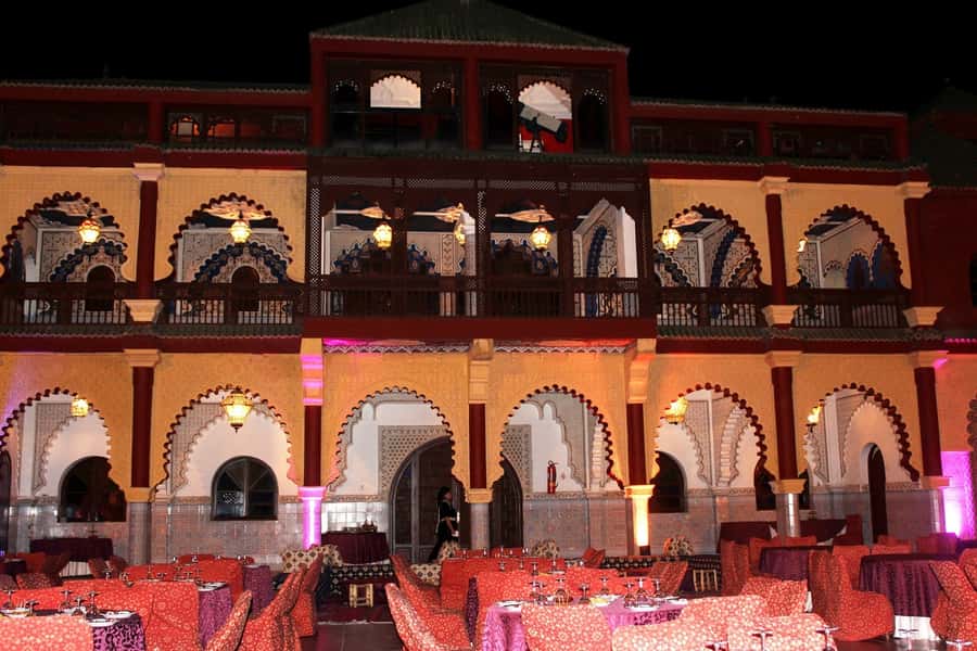 Chez Ali Dinner & Horsemen Show From Marrakech - Fantasia finale: the cavalry charge to watch for