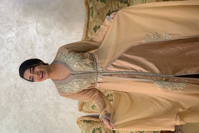 Cook Moroccan Food & Try on Traditional Clothes like a local - Caftans and Takchitas: The Photo Part That Actually Feels Fun