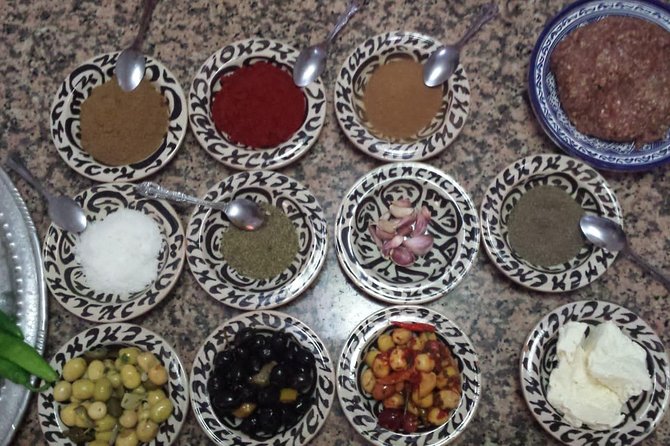 Cooking Class in Fez with familly - Getting started in Fez, where the meeting point matters