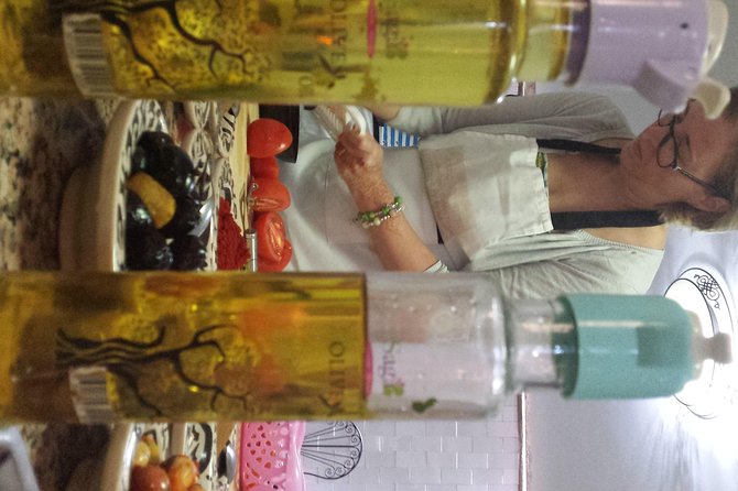 Cooking Class in Fez with familly - The souk stop: learning ingredients, then using them