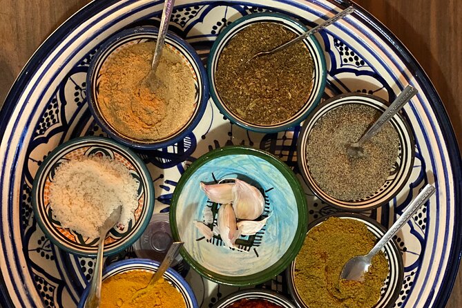 Cooking class with Yassine and family - Logistics that matter: meeting point, taxi, and what to wear