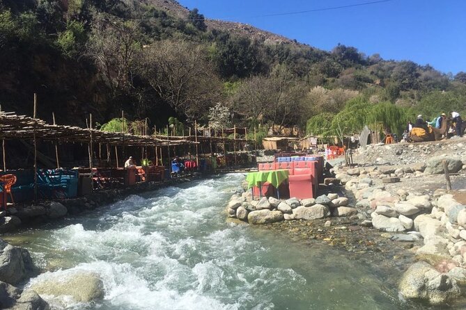 Day Excursion to Atlas Mountains from Marrakech - Getting out of Marrakech: the 9:00 am start and the drive up
