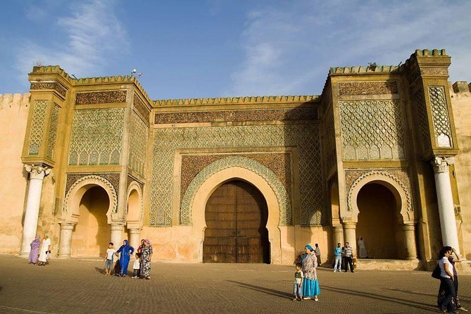 Day trip from Fes to Volubilis Moulay Idriss & Meknes - Key Things to Know Before You Go