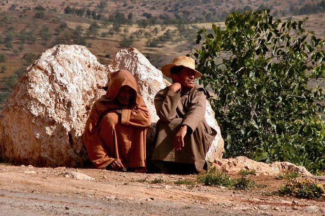 Day Trip To Atlas Mountains and Three Valleys & Berber Villages from Marrakech - The 9:00 AM start: getting out of Marrakech without stress