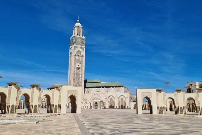 Day Trip To Casablanca from Marrakech - Quartier Habous and Mohammed V Square: Your Casablanca First Impression