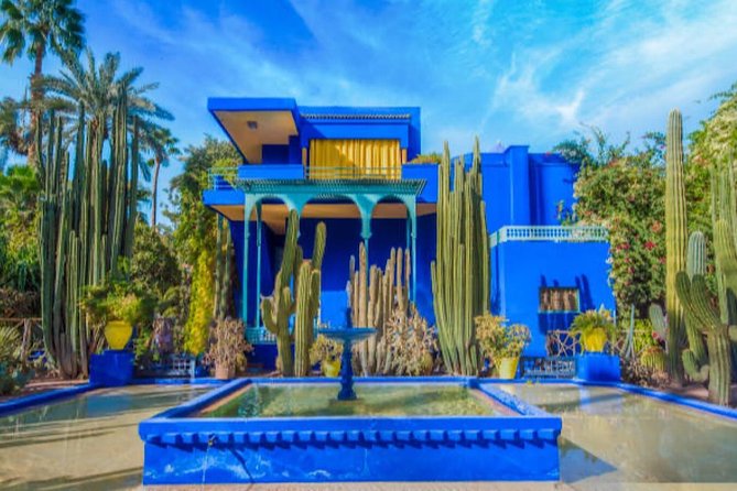 Day Trips from Agadir to Marrakech with Amazing guide - Menara Gardens and Jardin Majorelle: Gardens as a Breather