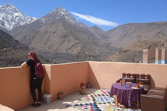 De Marrakech: Visite des montagnes de l'Atlas avec un guide - Guides and Drivers You Might Meet on This Route