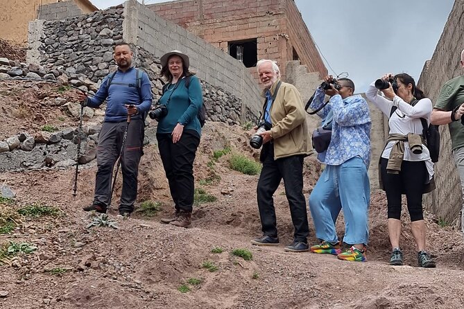 De Marrakech: Visite des montagnes de l'Atlas avec un guide - Camel Rides, Donkeys, and Animal Welfare Reality Check