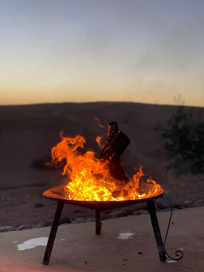 Dinner Show at Agafay desert & Traditional Outfit Photoshoot - Why this Agafay dinner show is such a fun Marrakech night