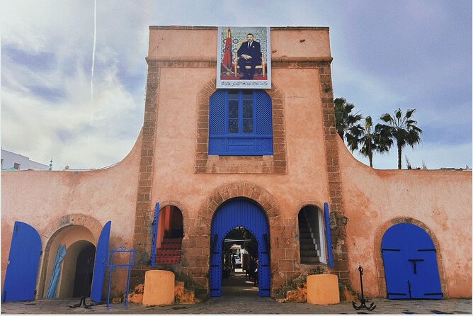 Discover Casablanca: Mosque & City Tour - Gare de Casa Port and Rick’s Cafe: a quick dose of Casablanca pop culture