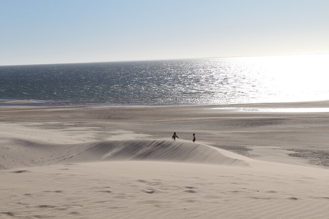 Discover the unusual sites of Dakhla in a 4x4 with a local guide - Price and value for a private group up to 6