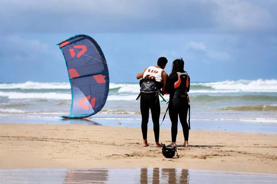 Essaouira: 2-hour kitesurfing lesson (all levels) - Gear fitting, setup, and the safety habits that matter