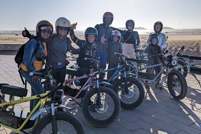 Essaouira Express Circuit by Electric Motorcycle - Stop 6: Diabat, with the hippies and the gnawas vibe