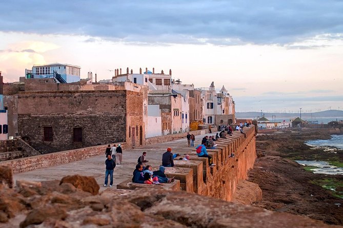 Essaouira Guided Tour: 3 on 1 - Nightlife tour, Live like a local & Street food - Meeting at Bab Sbaa, Then Pacing Yourself Through Narrow Streets