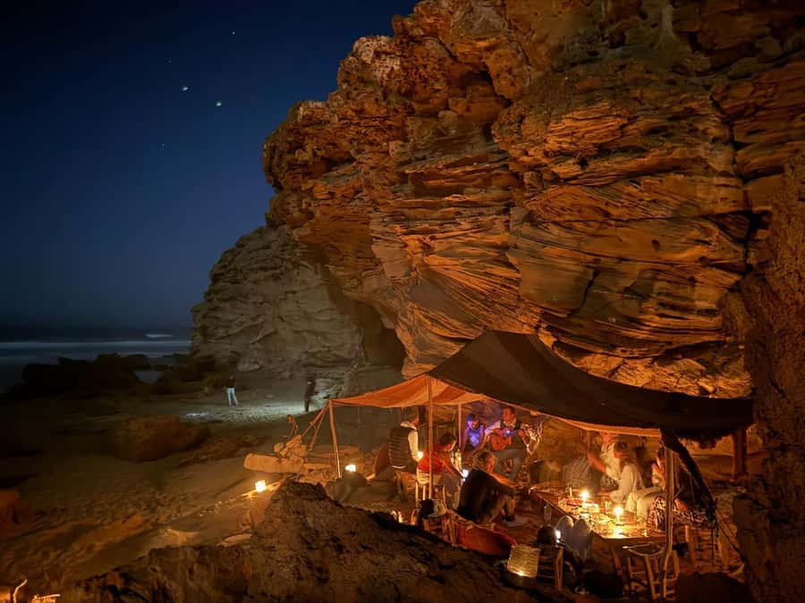 Essaouira Sandboarding & Sunset Picnic in a Berber tent - Sunset picnic by the water: Moroccan tea, cakes, and real calm