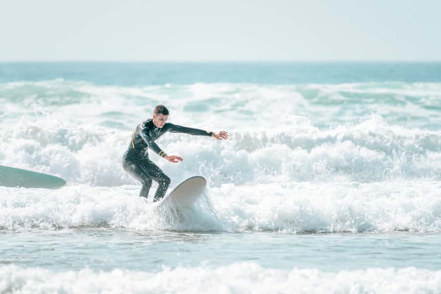 Essaouira: Surf Trip from Marrakech - 9:00 AM Departure, Argan Oil Stops, and Photo Breaks