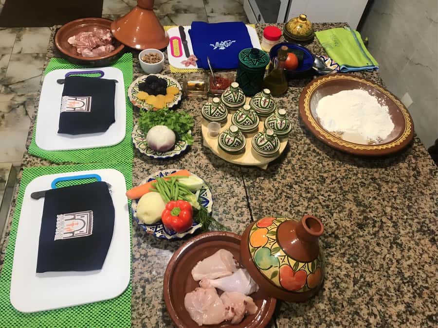 Essaouira: Traditional Family Style Moroccan Cooking Class - Choosing your menu, then shopping with a purpose
