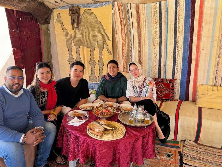Exclusive Fez Medina Walking Tour with a local Guide - Starting at Bab Boujloud, then learning how the city flows