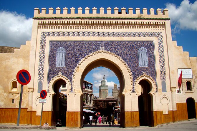 Exclusive Fez Medina Walking Tour with Private Guide - Chouara Tannery: the craft that defines the smell and the process