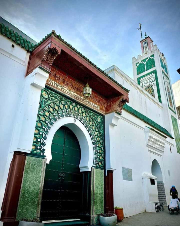 Exclusive Tangier Day Tour from Tarifa To Tanger with Tea - Price and logistics: is $57 a good deal?