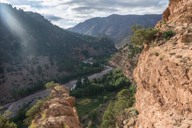 Excursion From Fez to the Middle Atlas Mountains - Timing, Food, and What to Bring for an 8 to 10 Hour Mountain Day
