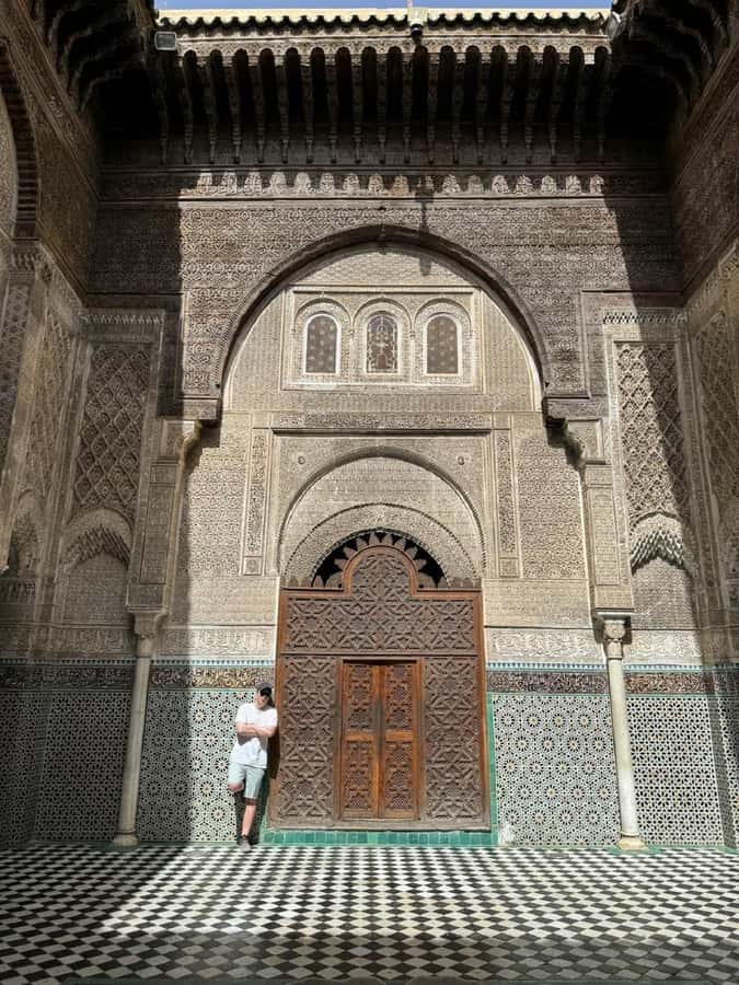 Fes City Tour: Discover the Medina's Treasures - Al Quaraouiyine, University Facade, and the Courtyard Logic of Fes