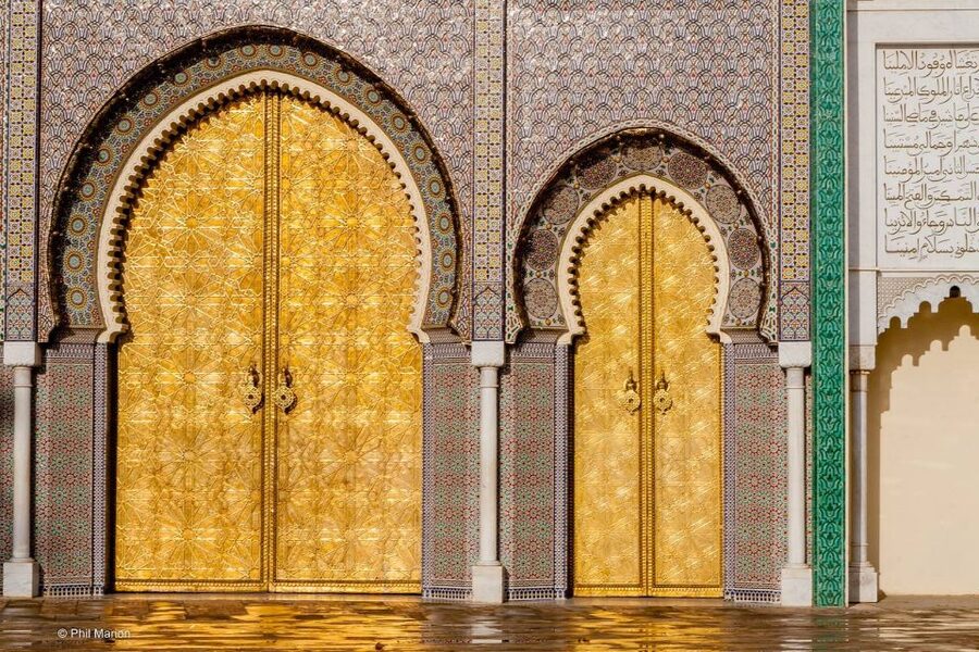 Fes: Guided Sightseeing Tour with Luxury Car - Should You Book This Guided Luxury Car Tour of Fes?