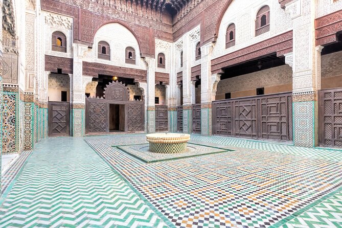Fes Guided Tour - The fountain-and-garden pause that breaks up the market rush