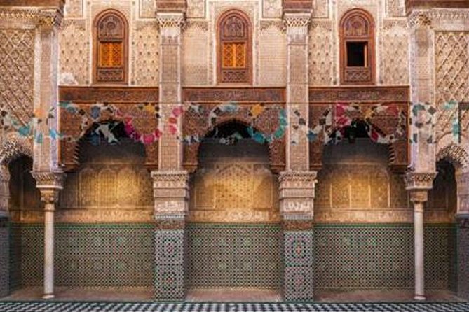 Fes Medina Circuit (All comfort) - Moulay Idriss II zaouia and al-Qarawiyyin: holy Fez in plain walking distance