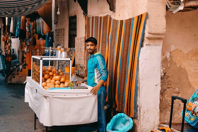 fes medina guided tour - Your 10 AM Start: Pickup, Private Ride, and Small-Group Value