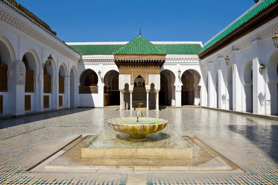 Fes: Medina Guided Tour with Local - Henna souk, Attarin market, and Place Seffarine for craft you can track
