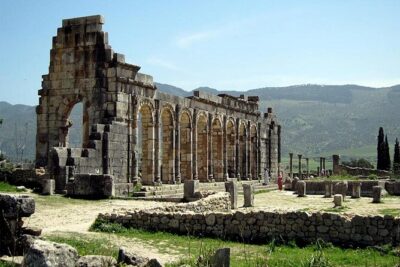 fes to volubilis and meknes day trip