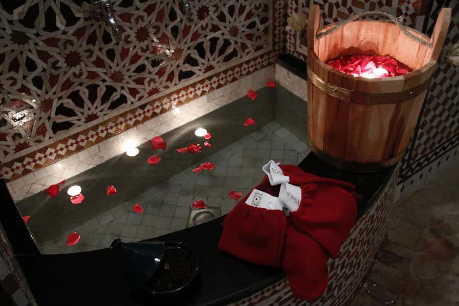 Fes: Traditional Hammam Massage in a Luxury Palace - Who this hammam experience suits best