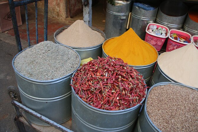 Fes wonders - Chouara Tannery: oldest organic leather, up close