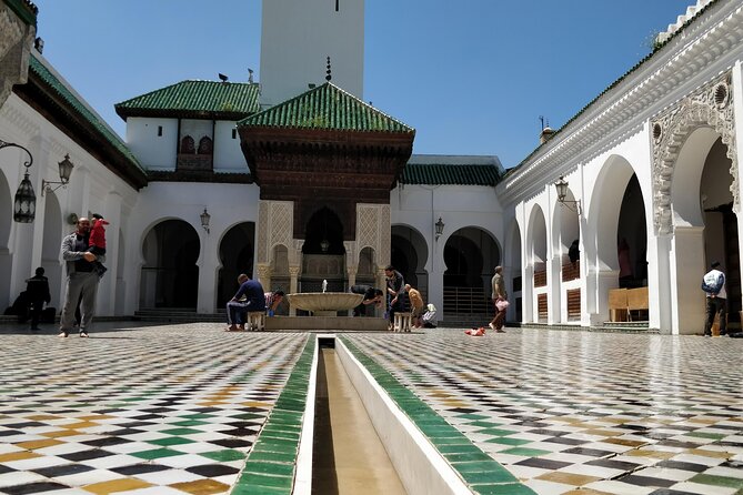 Fez guided Tour with a Local Guide - Chouara Tannery: The Classic Fez Factory Stop (Smell Included)