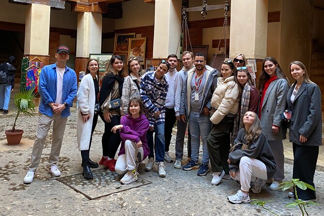Fez Highlights Half-Day Tour: Unveiling the Best of the Medina - Zaouia of Moulay Idriss II and Kairaouine Mosque: what to expect as a non-Muslim