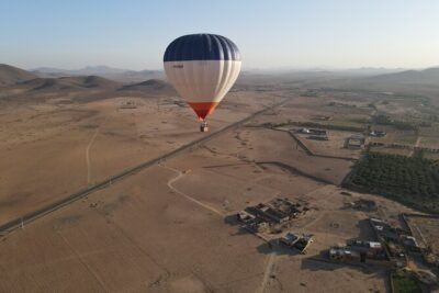 Fly in a hot air balloon in the sky of the Atlas in Marrakech