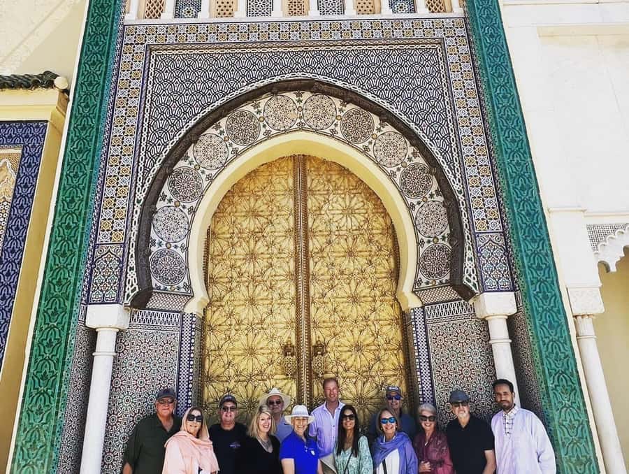 Friend tour guide to Fes Medina private walking tour - Tannery stop: what to expect and how to stay comfortable
