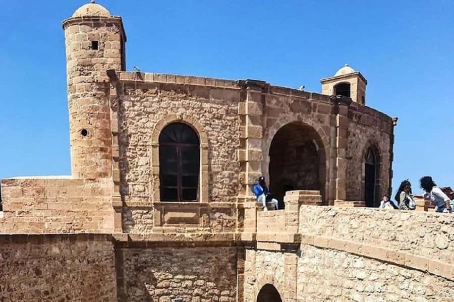 From Agadir or Taghazout : Essaouira Day Trip - Walking the UNESCO Medina: Souks, Kasbah Ramparts, and Getting Your Bearings