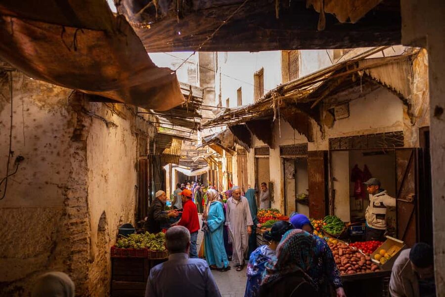From Agadir or Taghazout: Souk El Had Market Guided Tour - What to wear and bring for a smooth souk session