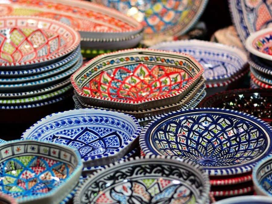From Costa del Sol: Discover Tangier on a Guided Day Trip - Lunch in a typical Moroccan restaurant: good value, but plan for drinks