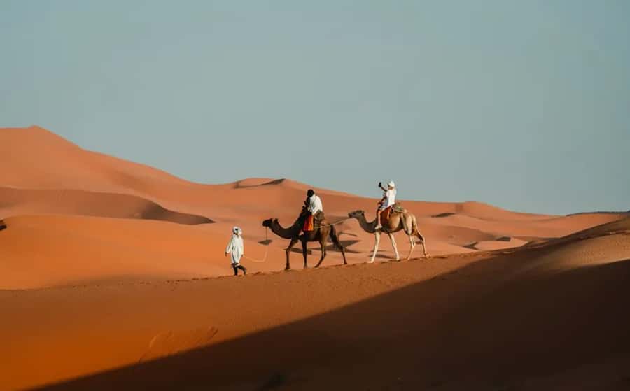 From Fes: 3-Day Luxury Desert Tour to Marrakech via Merzouga - Crossing Tizi-N-Tichka and Arriving in Marrakech
