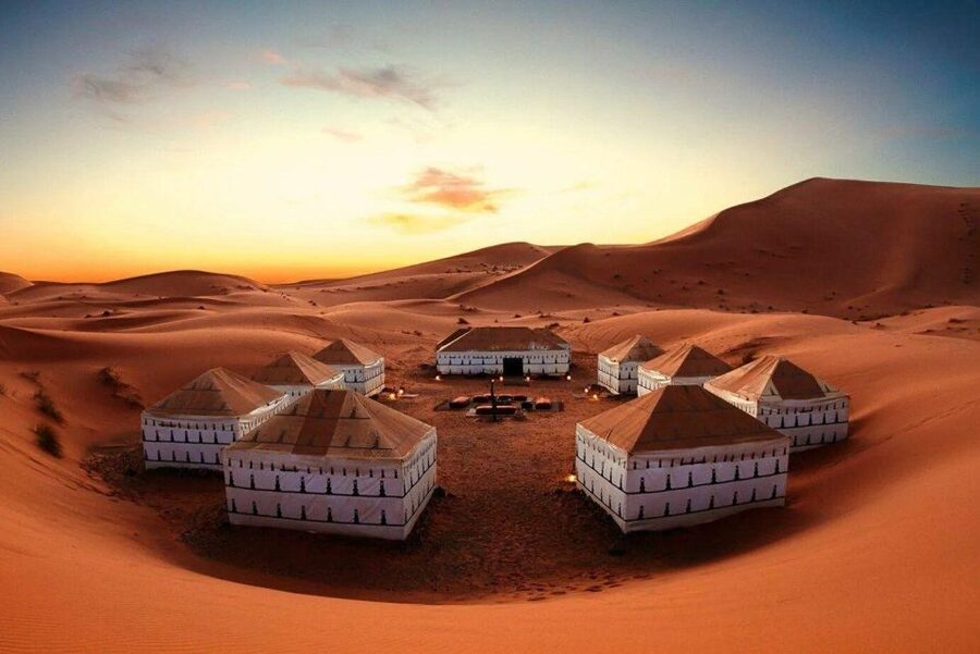 From Fes: 3-Day Sahara Desert Tour to Marrakech - Overnight in a Berber desert camp: what standard vs luxury changes