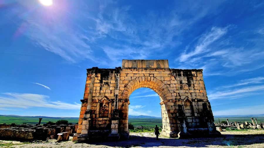 From Fes: Meknes Volubilis and Moulay Idriss Day Trip - Lunch in Meknes: what to do with the free time you get