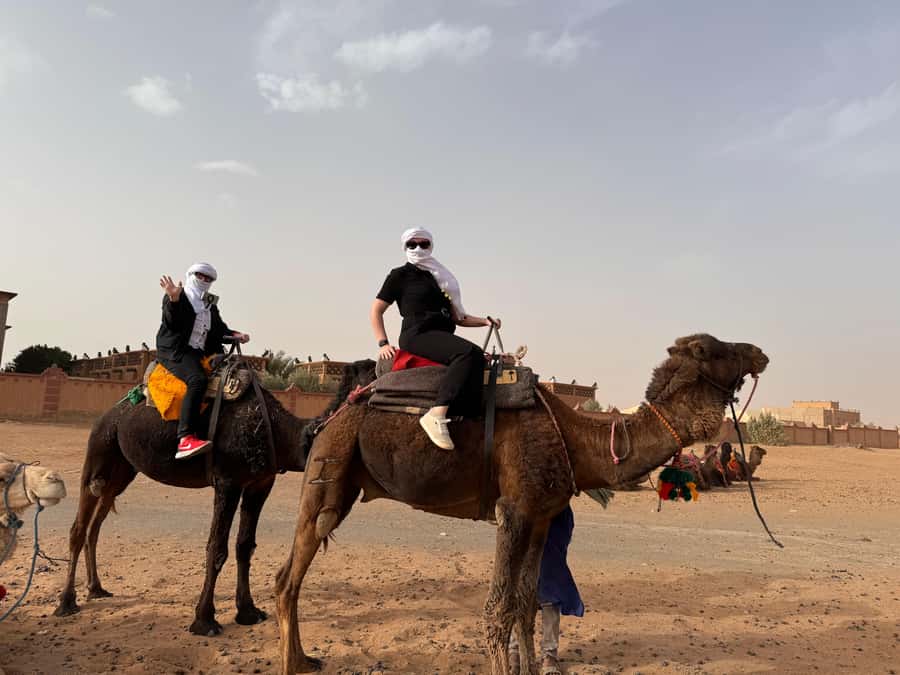 From Marrakech: 2-Days luxurious experience to Zagora Desert - Guides and Service Level: The Human Part You Can Feel