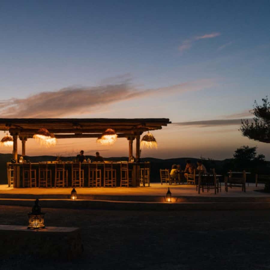 From Marrakech: Agafay Desert Sunset Dinner with Live Show - Price and value at about $27 per person, what you’re really paying for