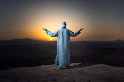Agafay Sunset Camel Tour with Dinner & Show