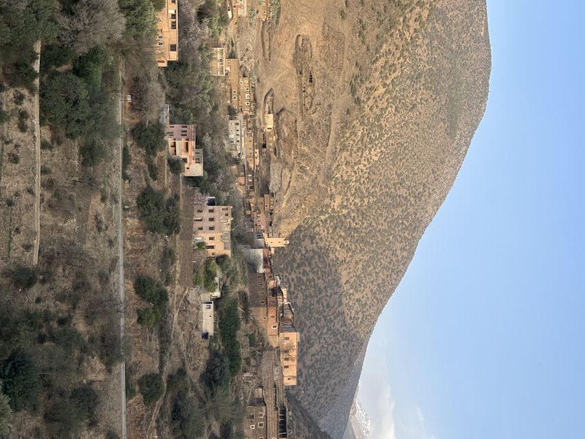 From Marrakech: Atlas Mountains 4-Day Hike with Hotels - Day two from Tachdirt to Imi Oughlad via Berber villages
